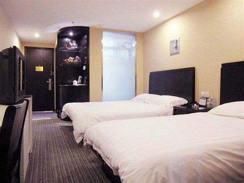 Jitai - People's Square Branch Hotel 3*